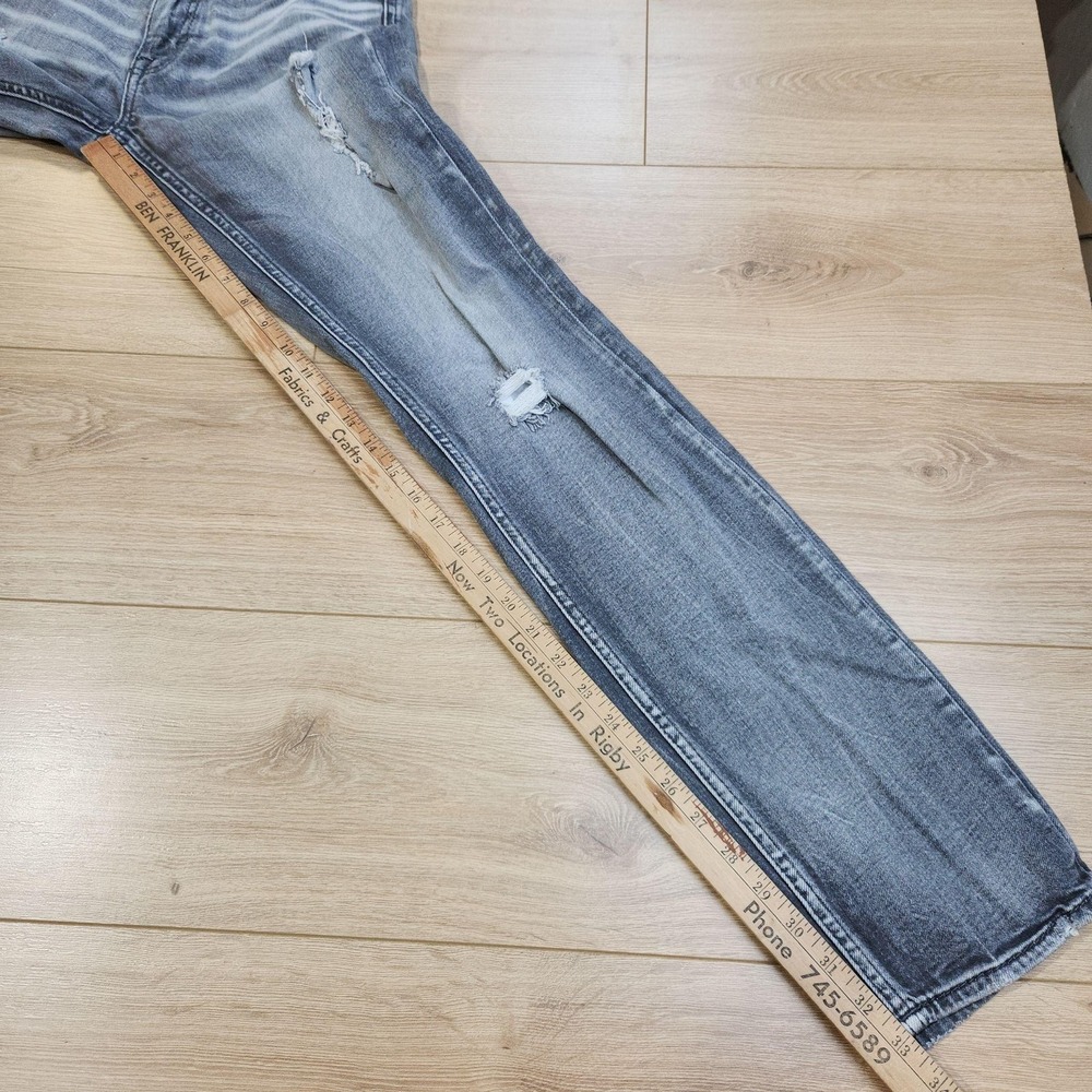 BKE Alec Straight Jeans Mens 30x34 Gray Medium Wash Distressed Denim Casual - Picture 6 of 8